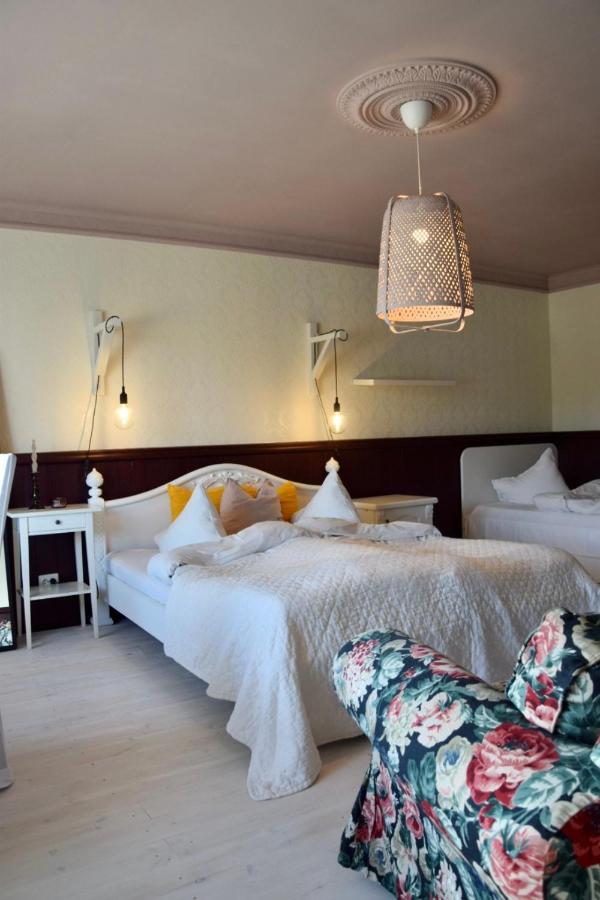 Hotel Spicite Ventspils Esterno foto