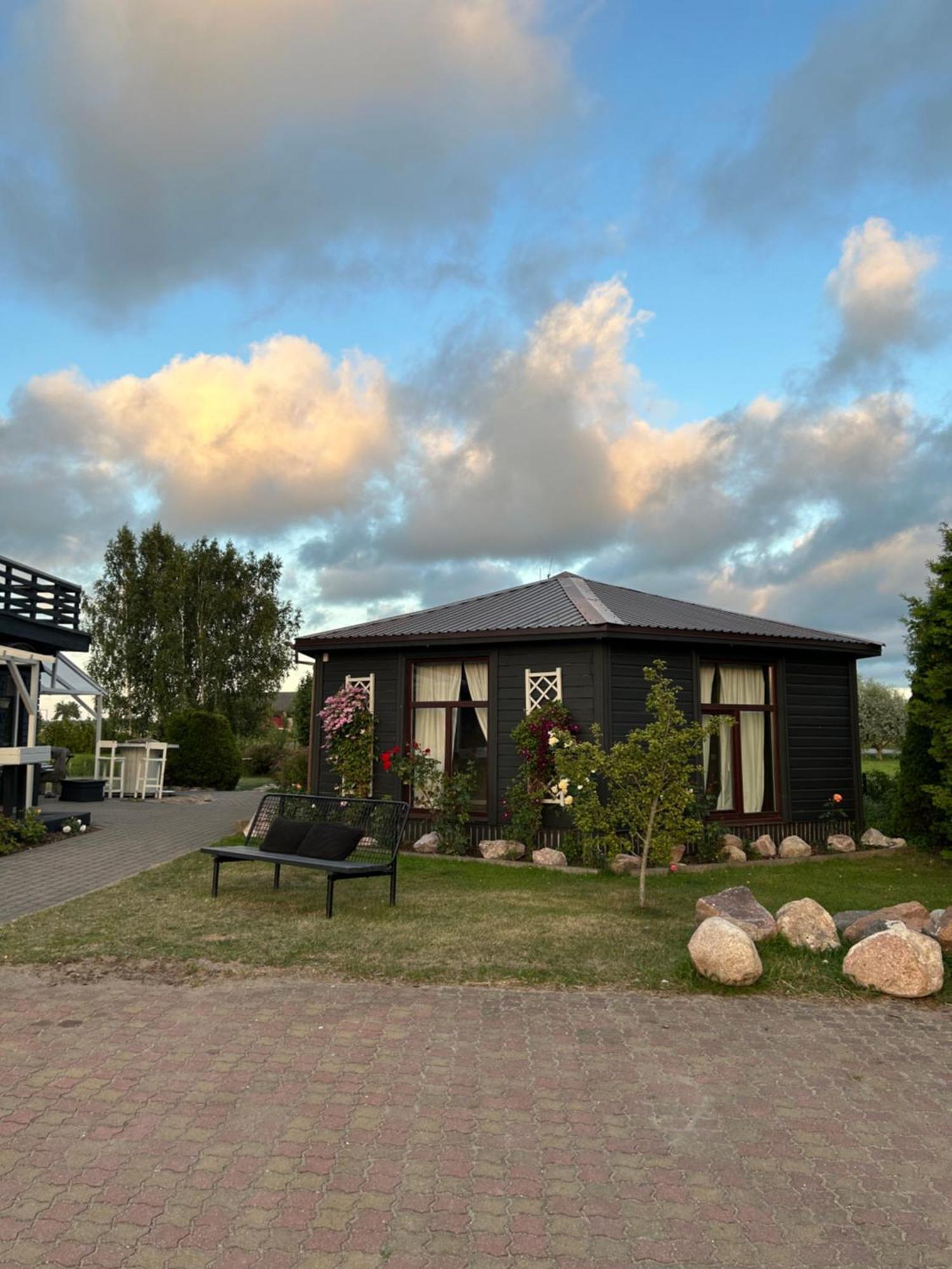 Hotel Spicite Ventspils Esterno foto